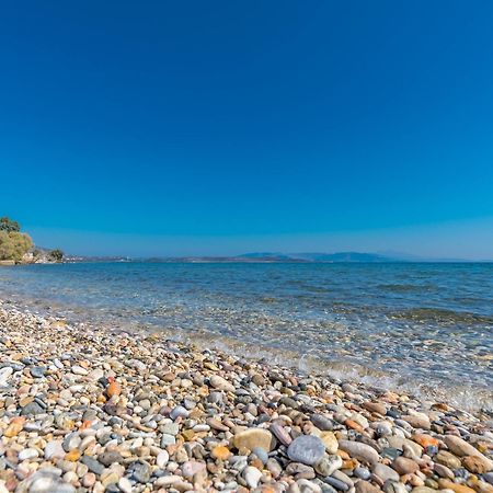 Maria'S Seaside Villa - House With 3 Rooms In Marathon, With Wonderful Exterior photo