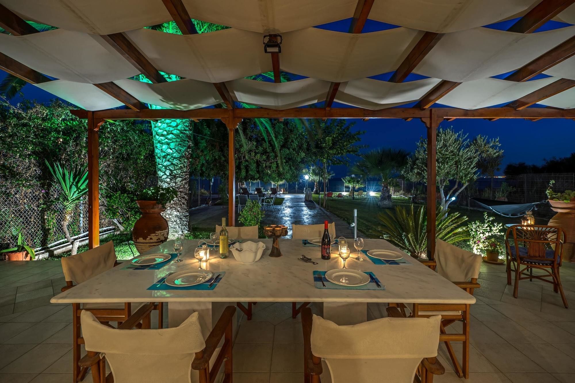 Maria'S Seaside Villa - House With 3 Rooms In Marathon, With Wonderful Exterior photo