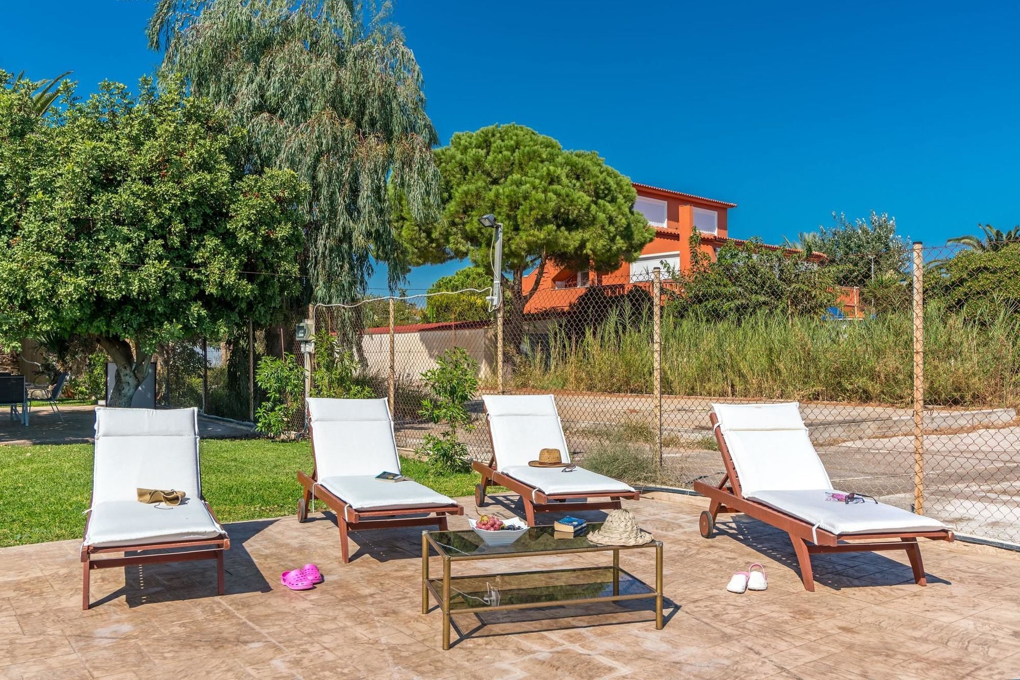 Maria'S Seaside Villa - House With 3 Rooms In Marathon, With Wonderful Exterior photo