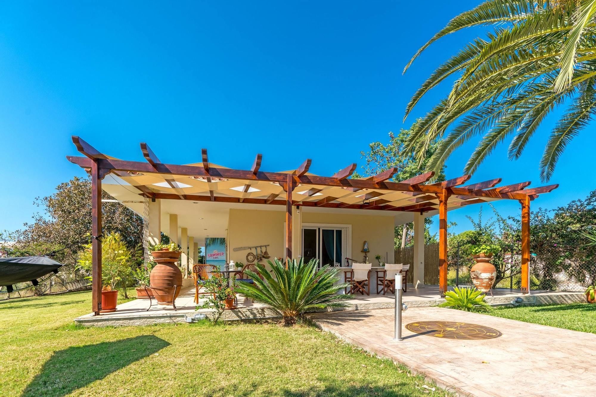 Maria'S Seaside Villa - House With 3 Rooms In Marathon, With Wonderful Exterior photo